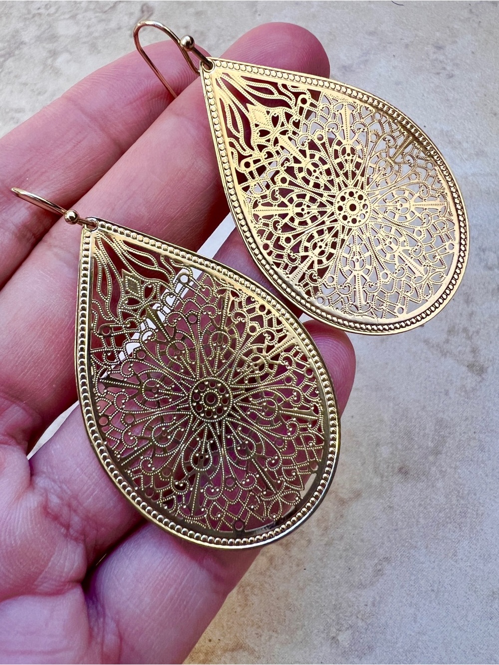 Gold Filigree Teardrop Dangle Earrings - Elegant Women's Jewelry